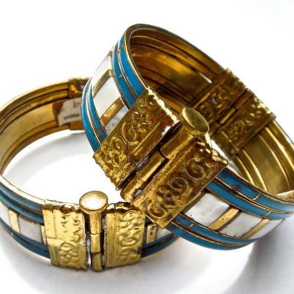 VTG 70's Mother of Pearl Brass Hinged Bangle - Picture 4 of 6